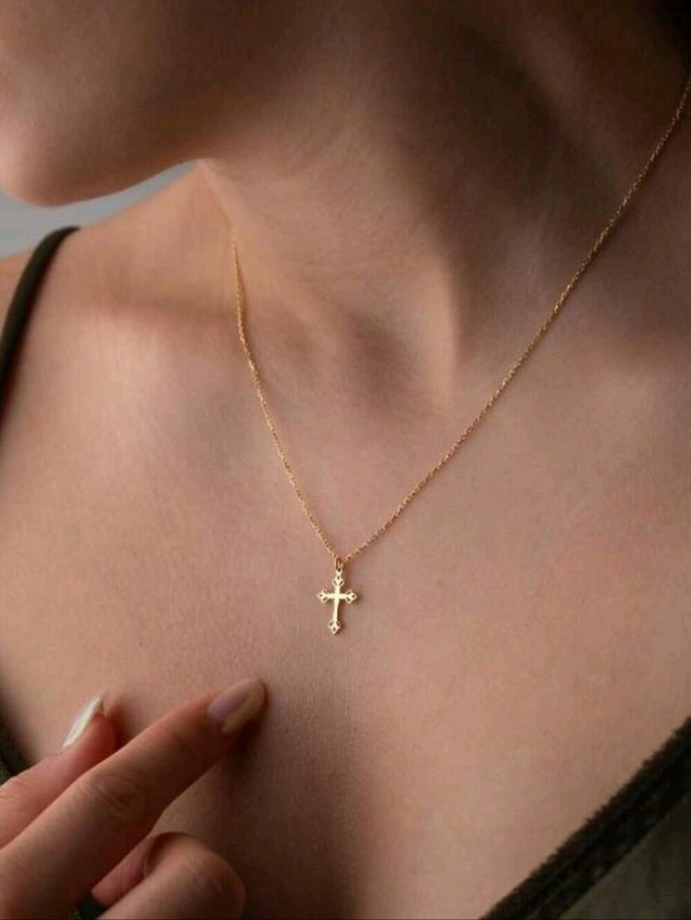NEW! 18k Gold Plated Delicate Cross Pendant Chain Necklace - Women's Jewelry